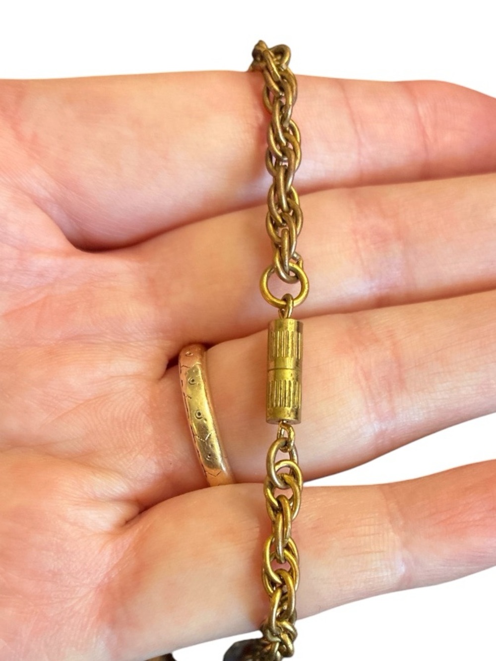Gold-Tone Necklace with Amber Wedding Cake Glass Beads - Picture 3 of 3